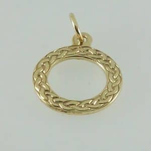 9ct Gold Circle Pendant Medium