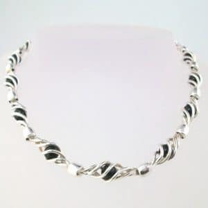 Eilidh Black Agate Necklace