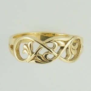 Eriskay Gold Celtic Ring