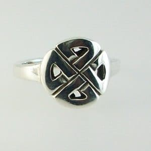 Gighay Silver Celtic Knot Ring