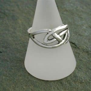 Griomasaigh Silver Celtic Ring