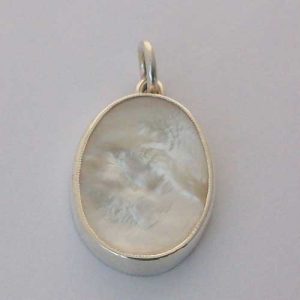 Silver Mother of Pearl Pendant