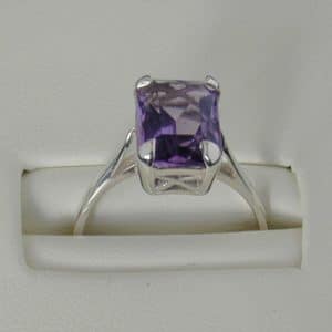 Ness Ring Amethyst