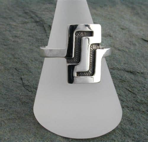 Langass Silver Celtic Ring - Image 2