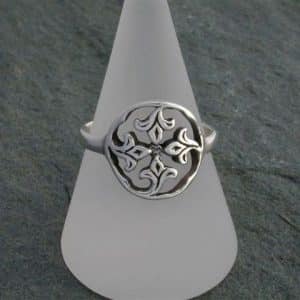 Sandray Silver Celtic Ring