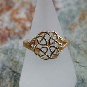 Westering Home Celtic Gold Knot Ring