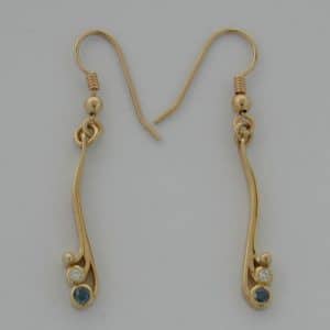 Tay Earrings Sapphire Diamond