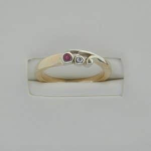 Tay Ring Ruby-Diamond