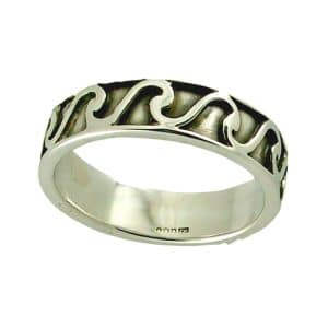 Ceol Na Mara Silver Wave Ring