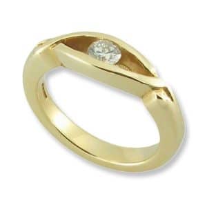 Lochnagar Diamond Ring