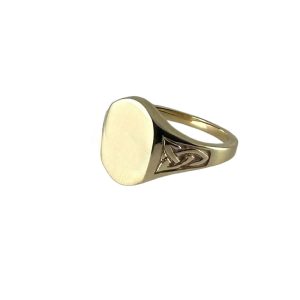 Ring110 9ct Gold
